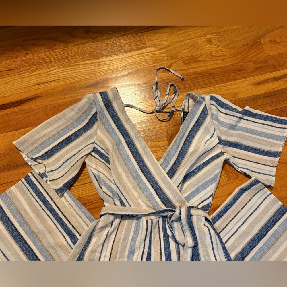 Jumpsuit - Picture 2 of 3